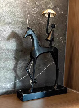 高级感梦想女孩摆件轻奢高档