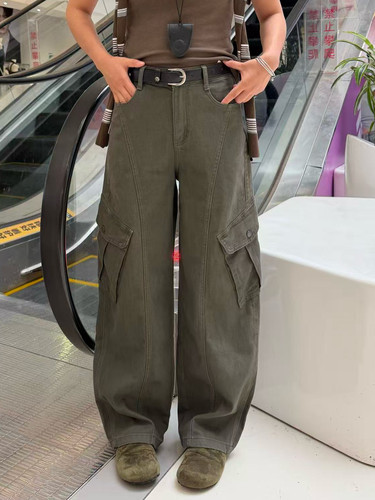 欧货牛仔裤女2026秋季新款军绿色工装裤高腰弹力显瘦弯刀裤宽松