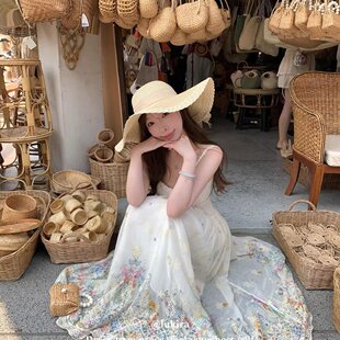 秘镜花园海边度假风吊带连衣裙女春夏重工刺绣A字长裙