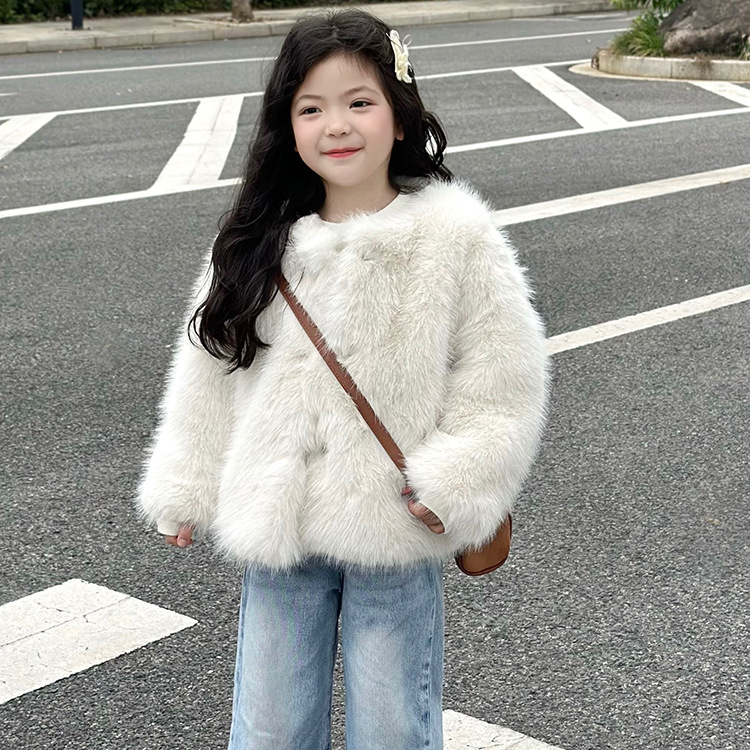 女童皮草外套新款宝宝冬装韩版千金大小姐高级感气质仿狐狸毛大衣