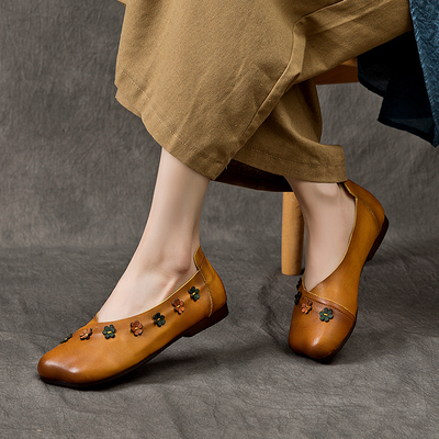 鞋子很软，老妈说穿着很舒服。