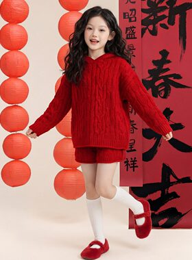 韩版女童2026冬季圣诞新年红色针织套装女孩绞花秋冬连帽毛衣短裤
