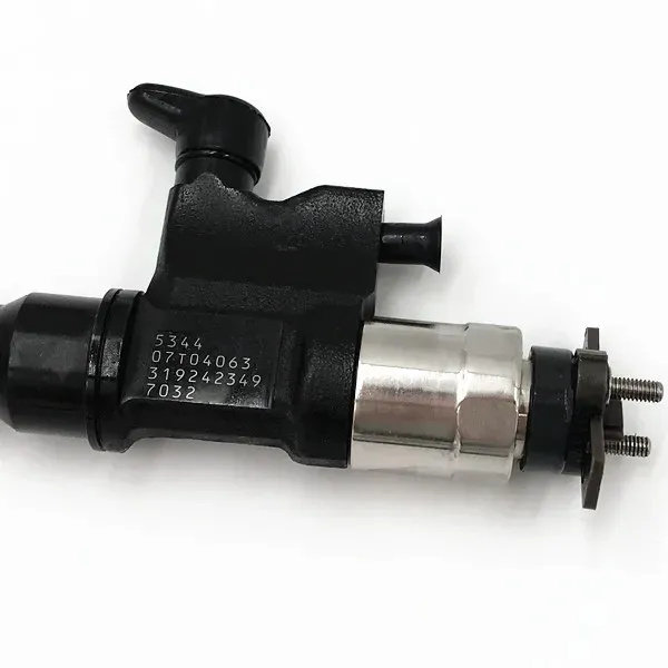 五十铃4HK16HK1喷油嘴喷油器