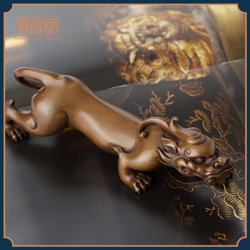 紫铜貔貅摆件创意书房清供镇纸笔架办公室桌面装饰螭龙车载工艺品