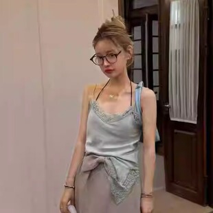 财神GOD十三行新款 纯欲风不规则下摆蕾丝拼接吊带缎面V领内搭