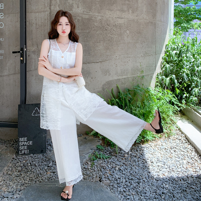 白色蕾丝拼接无袖阔腿裤套装女夏巨好看小众不撞款两件套爆款流行,女装套装/套裙,新风尚