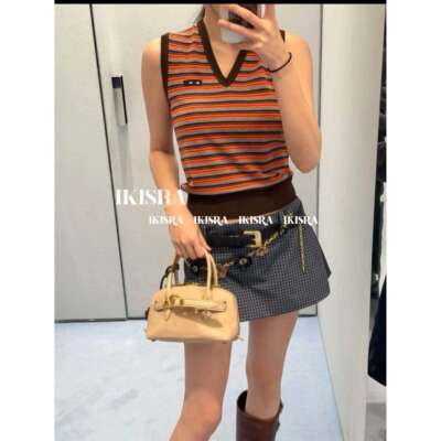 26S新款条纹针织无袖背心女