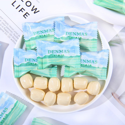 英国DENMAS丹玛仕原汁椰子糖夹心牛奶糖硬糖结婚喜糖果招待小零食