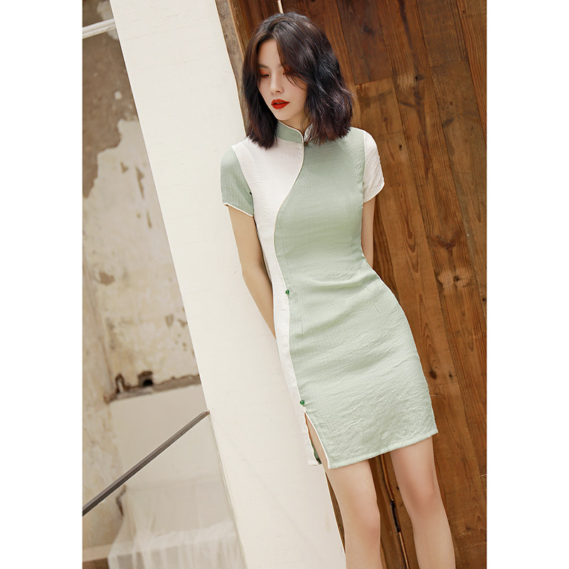 Young models Of new style cheongsam daily Improvement Short sleeved girl student Sweet grace Self cultivation fresh have cash less than that is registered in the accounts Dressin the Women's clothing/Boutique , Wedding/Cheongsam/Formal dress , Cheongsam  category - from Buy2taobao.com to provide professional Taobao agent buy service