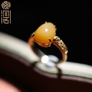 【姑苏润石堂】在售4.7克天然新疆和田玉籽料黄沁小籽镶金戒指