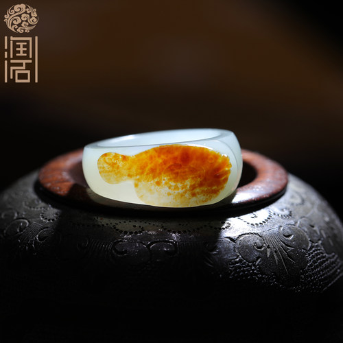 姑苏润石堂和田玉籽料桂鱼戒指