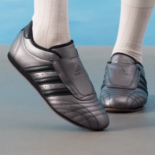 Adidas 男女鞋 TAEKWONDO薄底運動鞋 JS4024 阿迪達斯三葉草休閑鞋