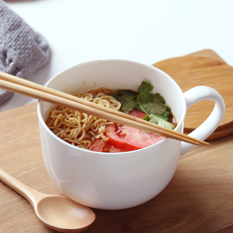 白色带盖饭盒方便面碗