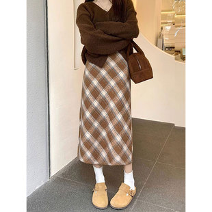 棕色毛呢格子半身裙女秋冬大码 a字裙 胖mm高腰显瘦梨形身材中长款