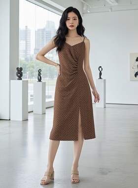 YAOLY姚领优雅褶皱吊带连衣裙女中长款开854H20121