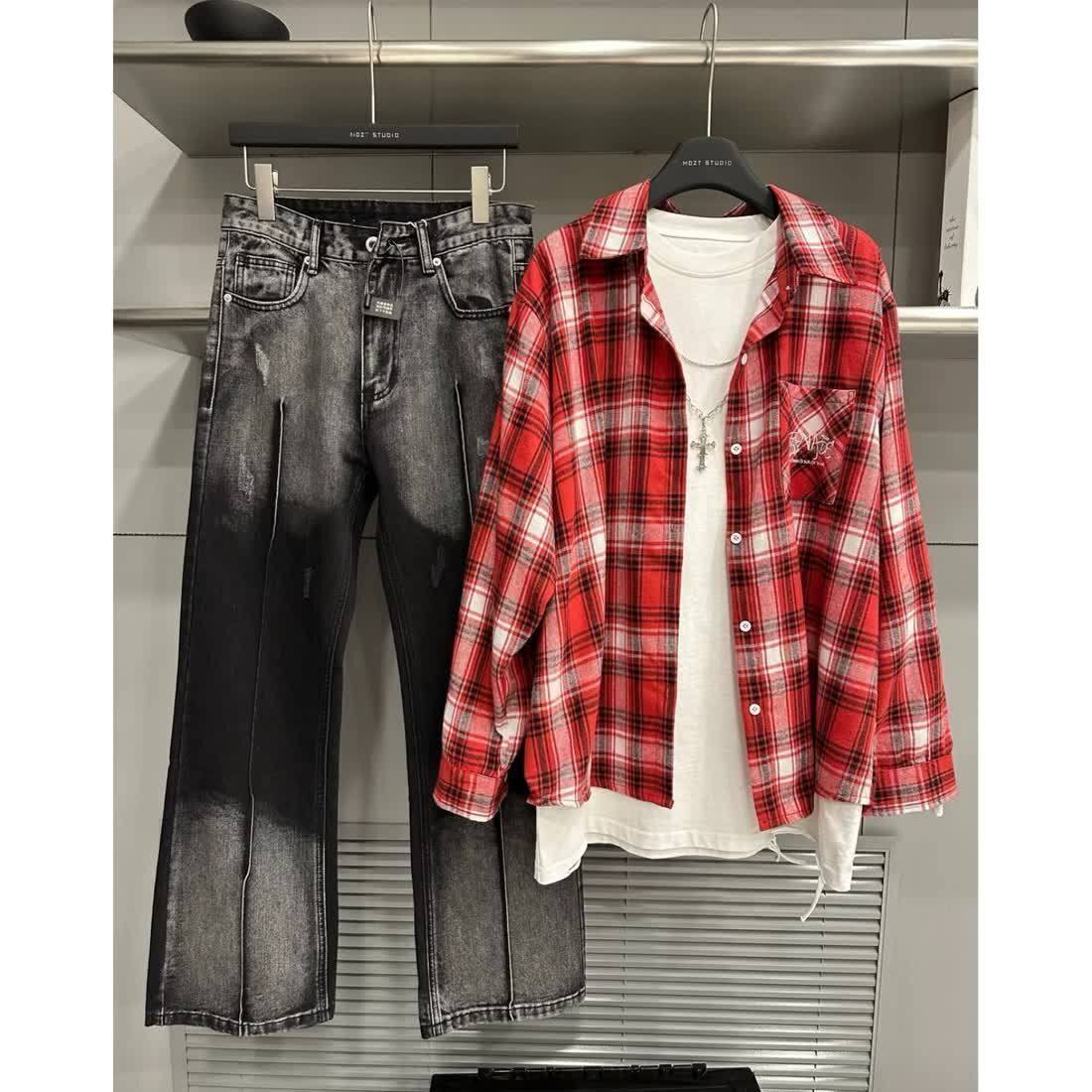 【一套】红色字母刺绣长袖格子衬衫解构设计感渐变微喇牛仔裤套装