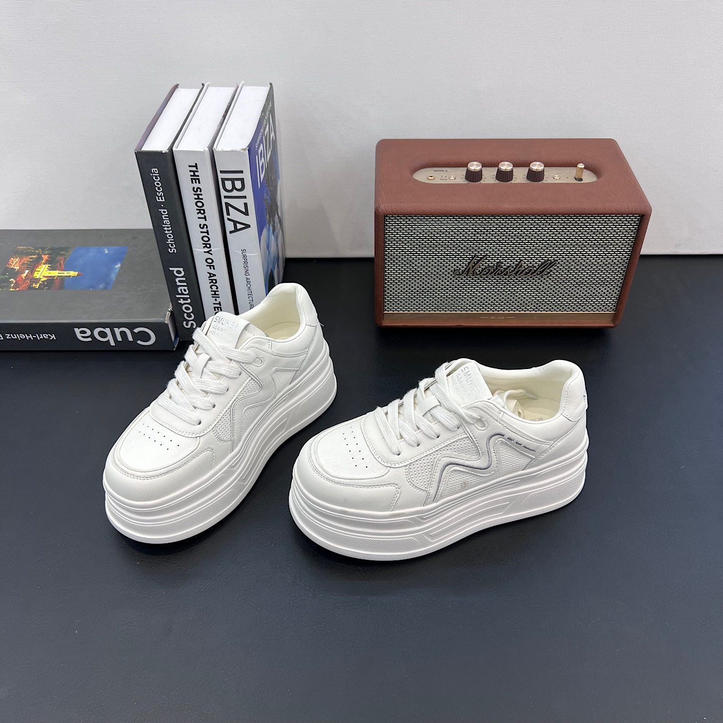 欧货厚底小白鞋女款2026新款夏季配裙子鞋子小众休闲百搭运动板鞋