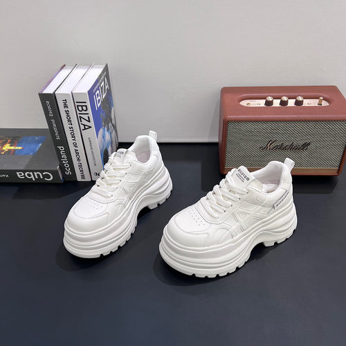 欧货小白鞋女2026春季新款小个子