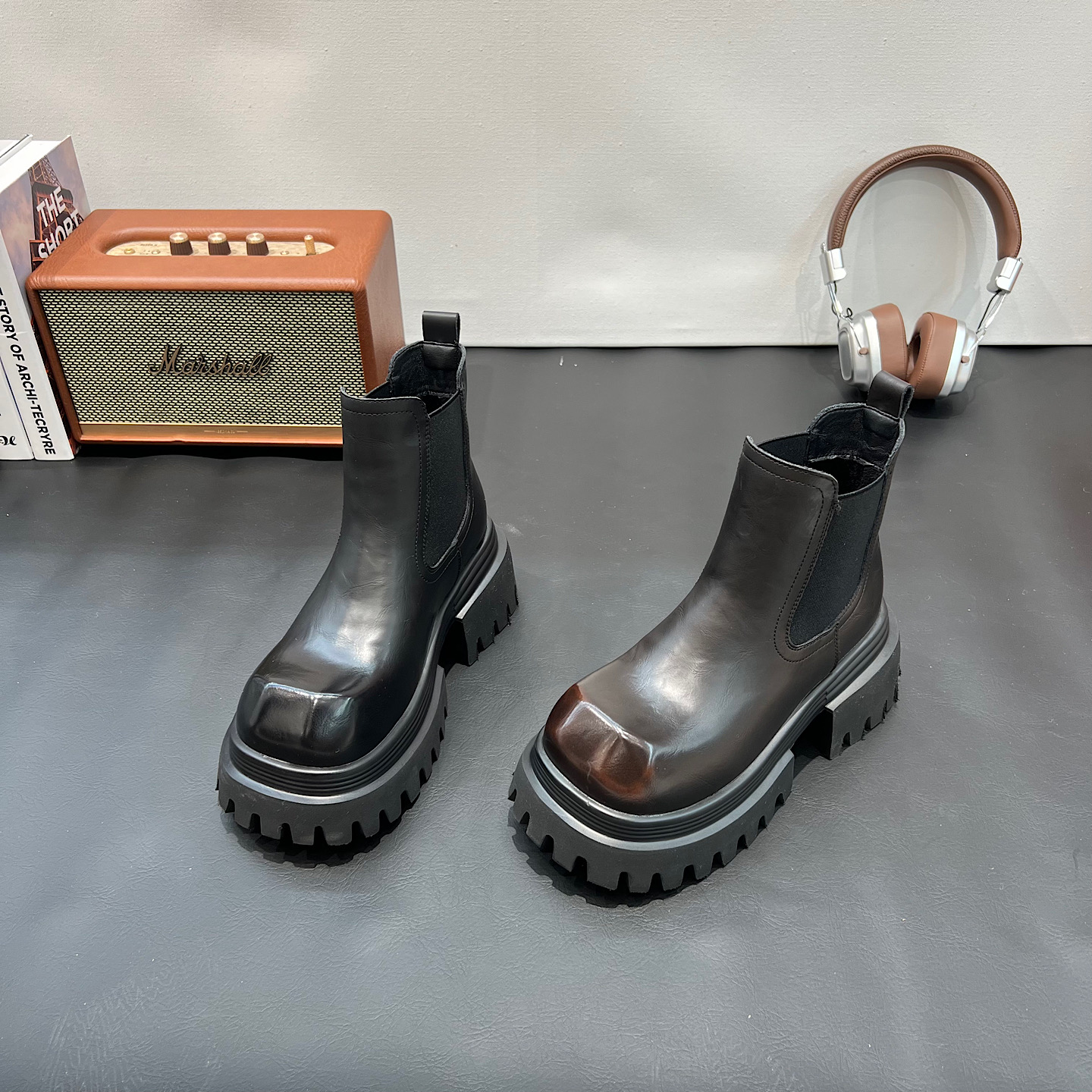 欧货方头厚底马丁靴女2025秋冬新款时尚百搭切尔西靴加绒短靴女靴