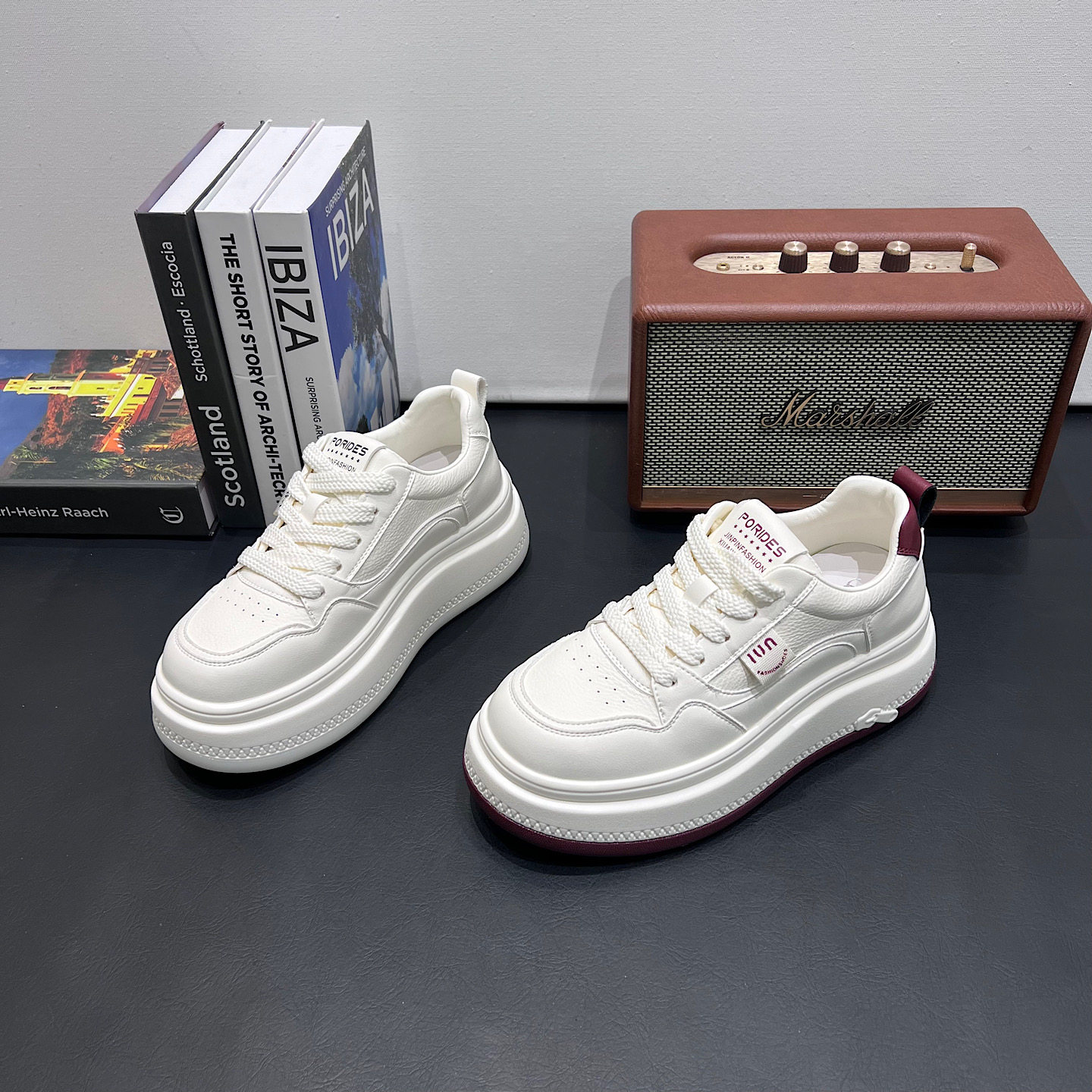 厚底超火小白鞋女鞋子2026春新款爆款百搭休闲鞋学生平底运动板鞋