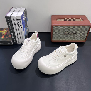 厚底增高小白鞋女2026新款爆款配阔腿裤鞋子百搭大头面包鞋运动鞋