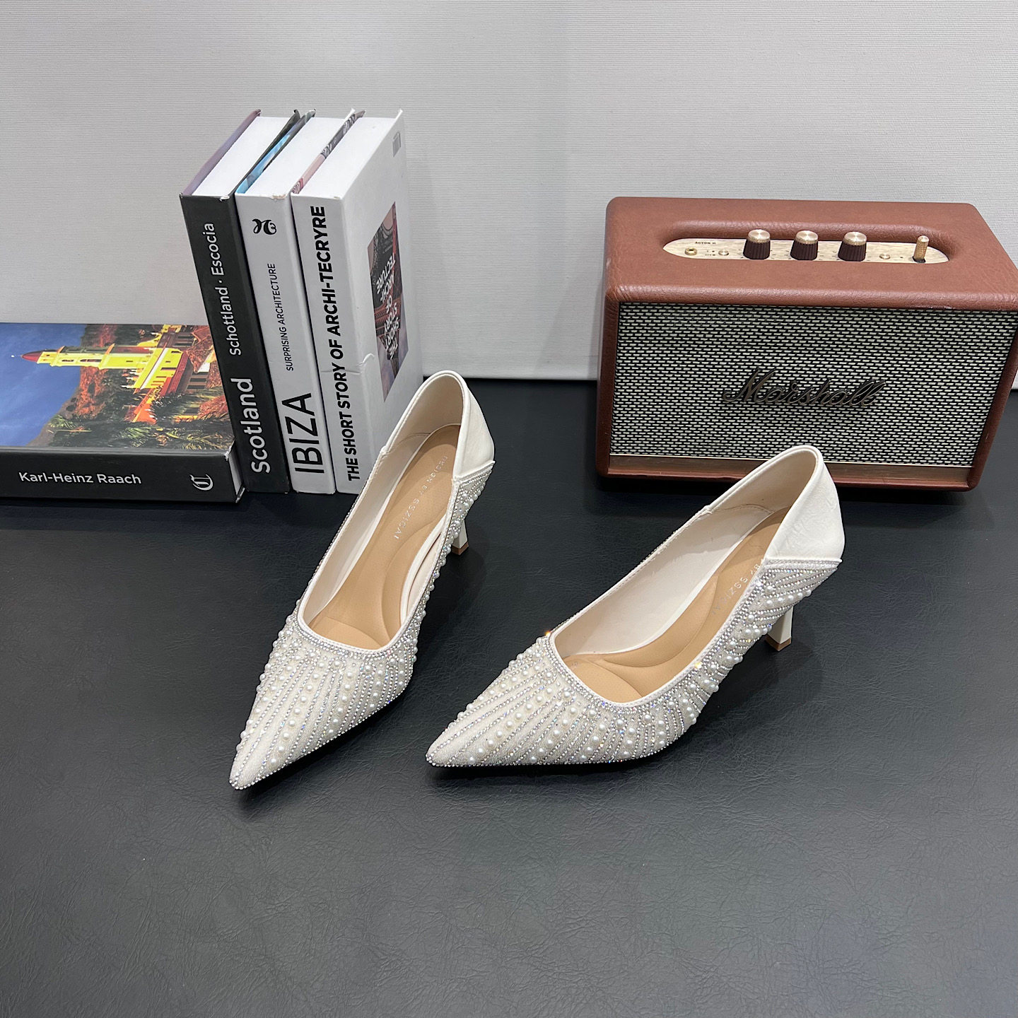 法式气质尖头水钻珍珠宴会高跟鞋女2026春新款细跟尖头法式单鞋潮,女鞋,浅口单鞋,淘宝优惠券,粉丝福利购,淘宝优惠卷