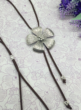 手工民族风长款大花朵流苏毛衣链