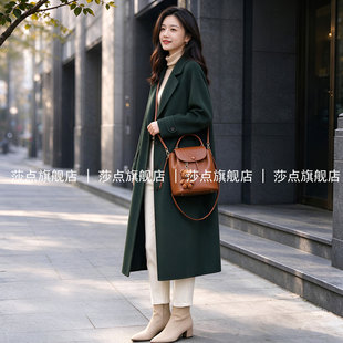 墨绿色西装领单排扣呢子大衣女冬季加厚中长款宽松时尚毛呢外套