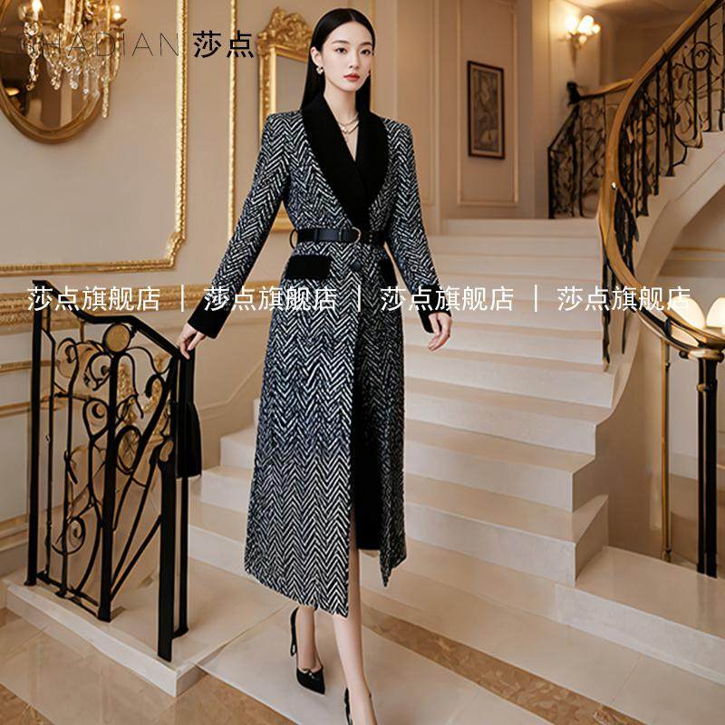 气质格子呢子大衣女中长款2025秋冬新款赫本风高级感西装毛呢外套