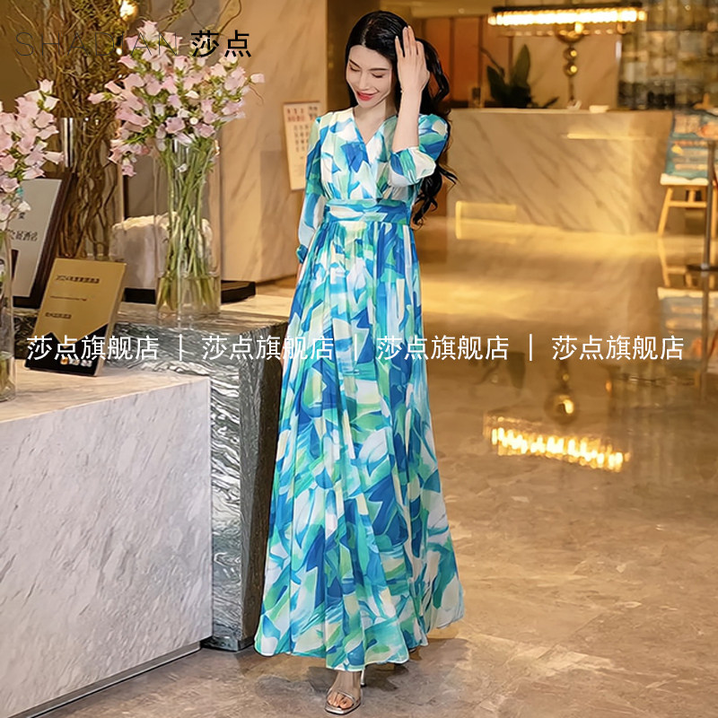 蓝色印花V领薄纱连衣裙女夏