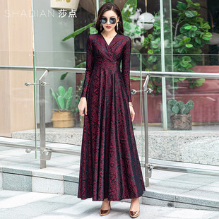 2025年春秋新款连衣裙女长款洋气v领长袖长裙高档修身显瘦大摆裙