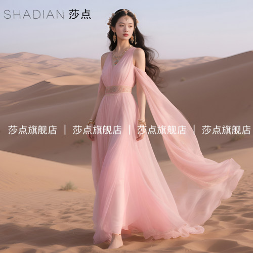 粉色V领沙漠连衣裙女夏2026新款海边度假雪纺长裙气质收腰背心裙