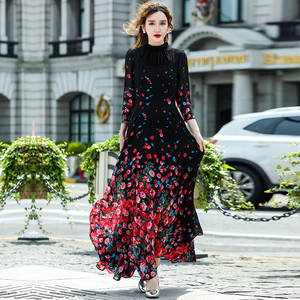 碎花雪纺连衣裙女夏季脚踝2026新款长款大摆沙滩裙裙子过膝长裙