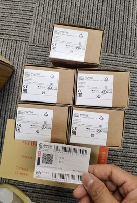 包邮IFM PI2793 PI2794 PI2795 PI2798 PI2799 PI2796传感器100台