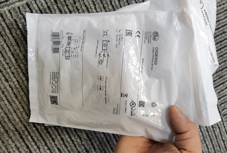 包邮IFM OGE500传感器原装现现货假一罚十