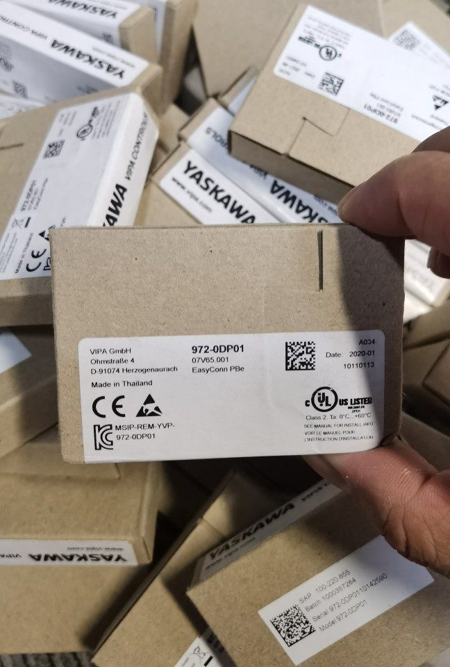 包邮 YASKAWA  VIPA  972-0DP30 连接器假一罚十