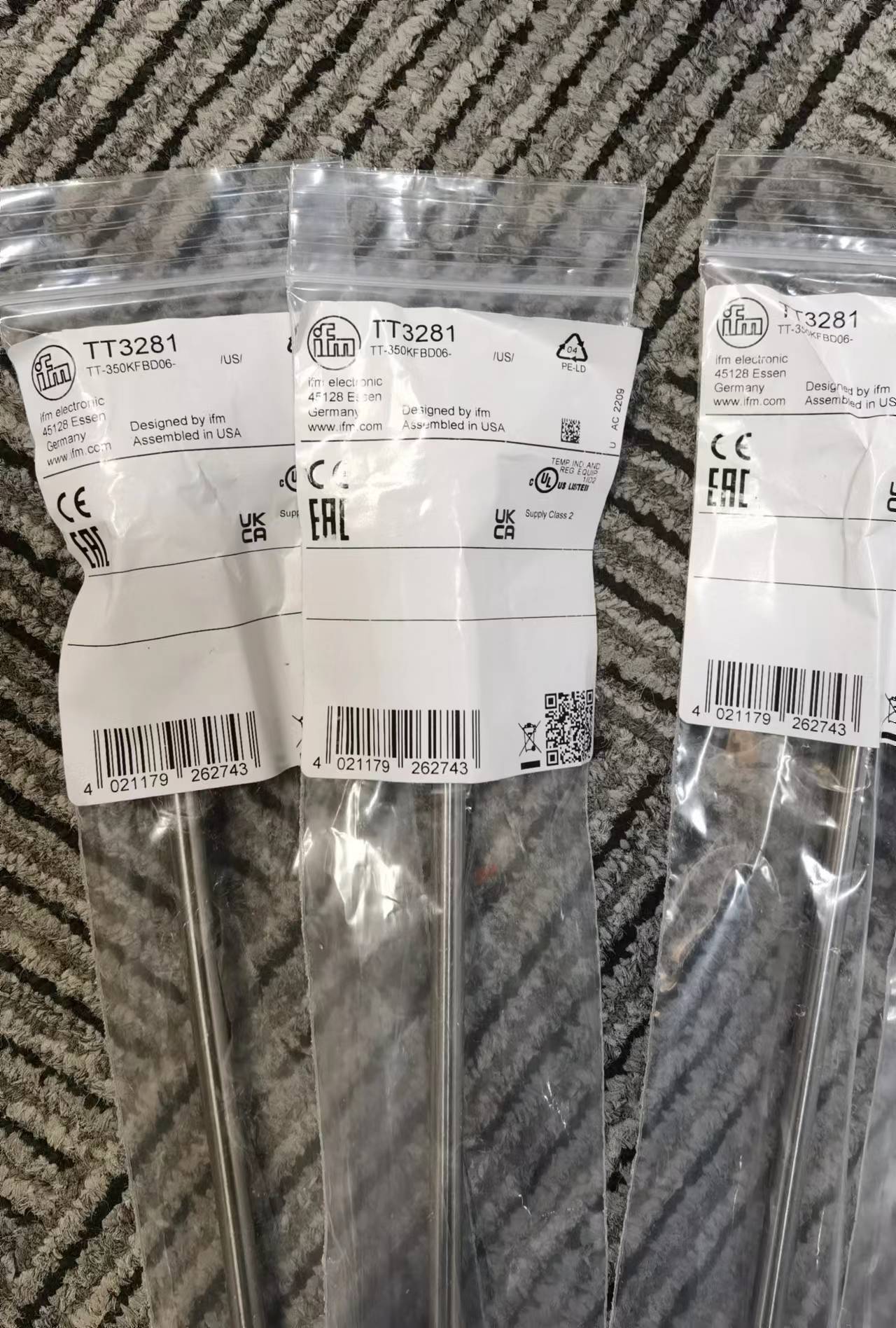 包邮 IFM 温度探头传感器 TT2281 TT3281 TT-350KFBD06 现货实拍