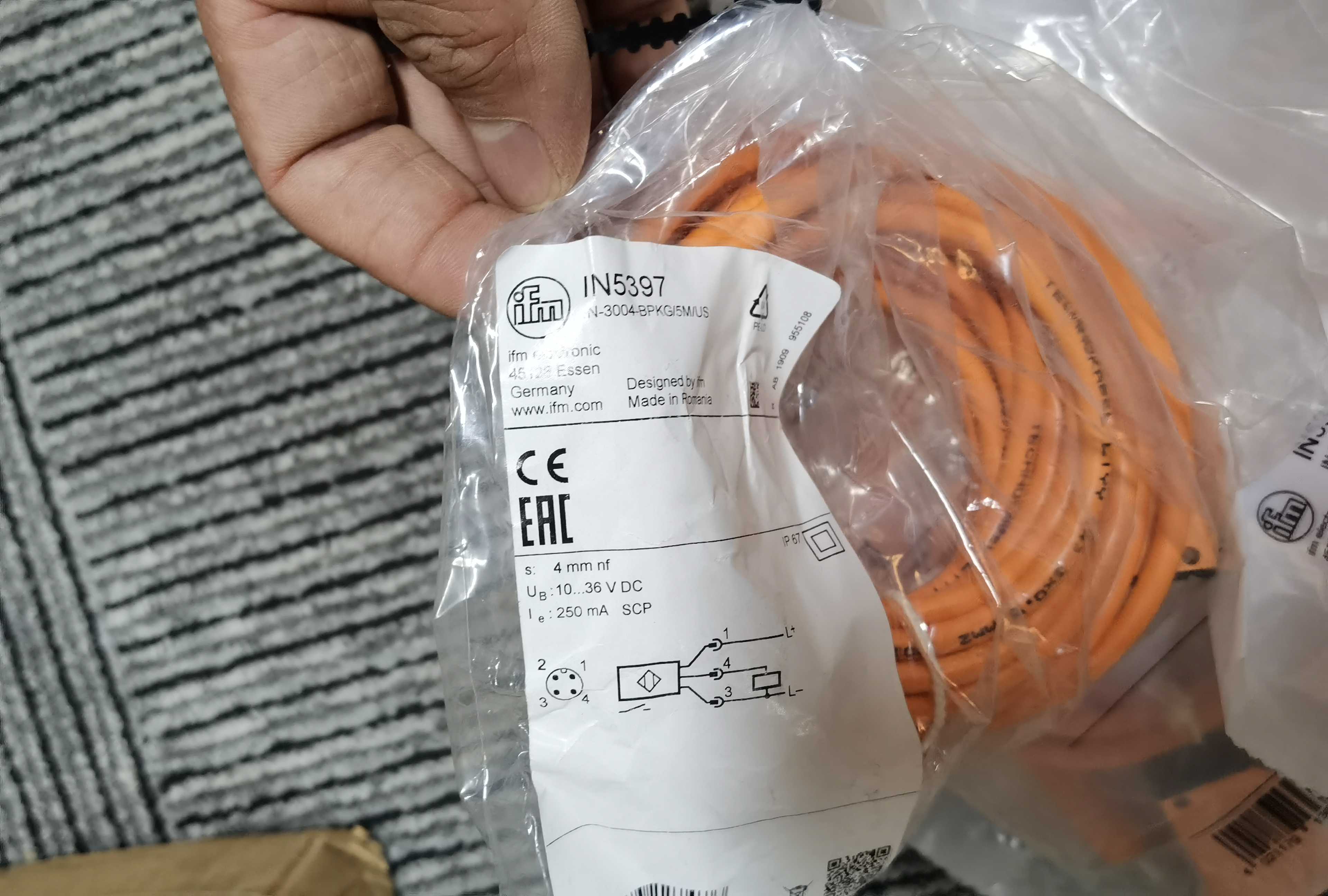 包邮【原装现货】IFM IN5397 IN5391IN5392 传感器当天发