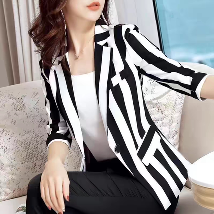 黑白条纹西装外套女2024新款春秋小个子休闲时尚洋气七分袖西服