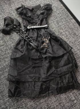 现货Wednesday Addams 万圣节星期三亚当斯黑色连衣裙cosplay服