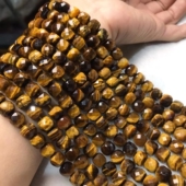 天然水晶 黄虎眼钻石面立方块钻石面散珠 切角四方块形半成品