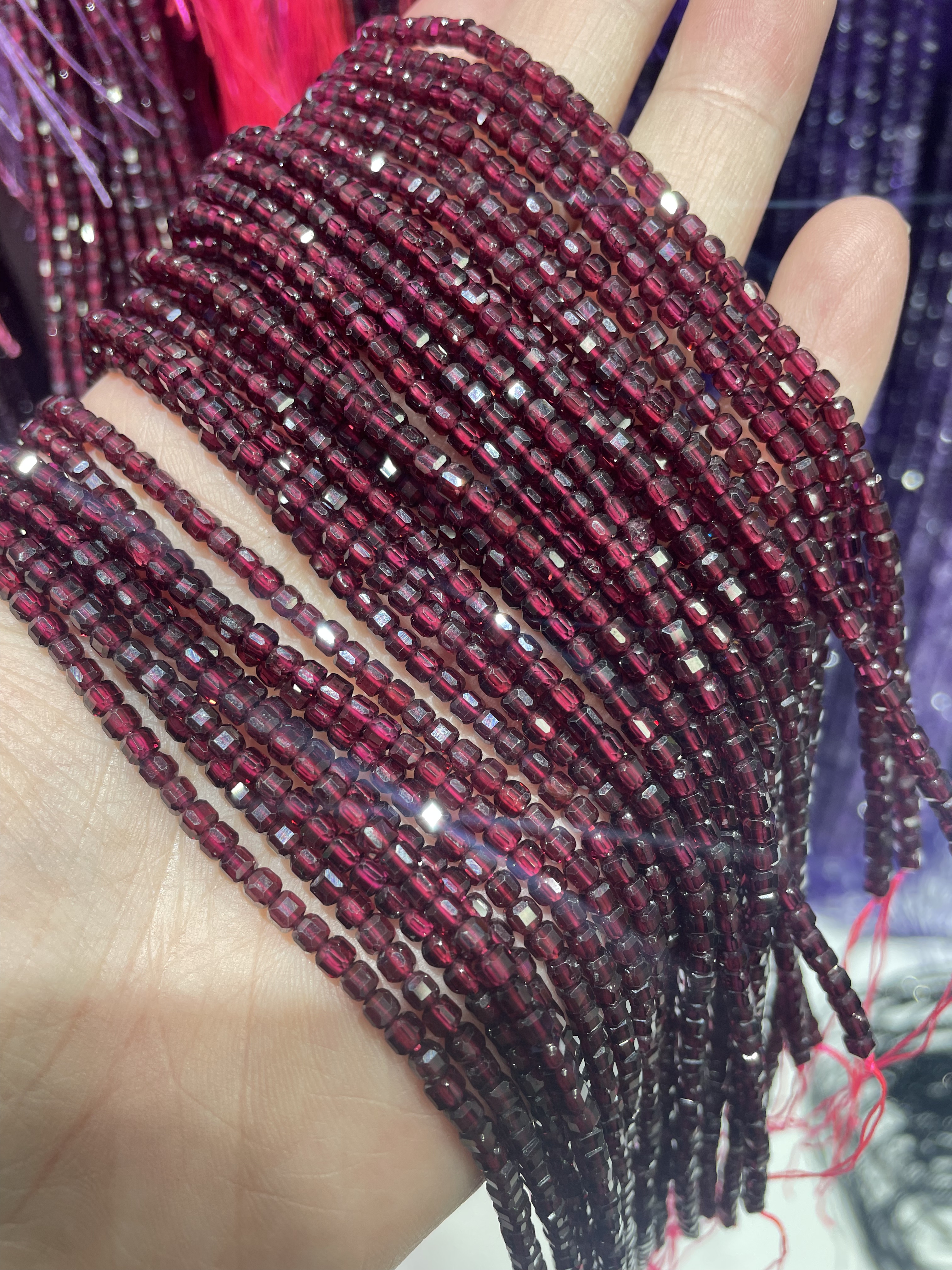 2MM3MM4MM天然水晶 酒红石榴石方块切面刻面散珠半成品方糖