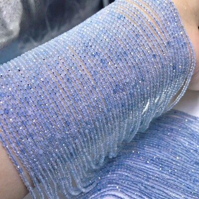 冰种透体散珠足球面海蓝宝