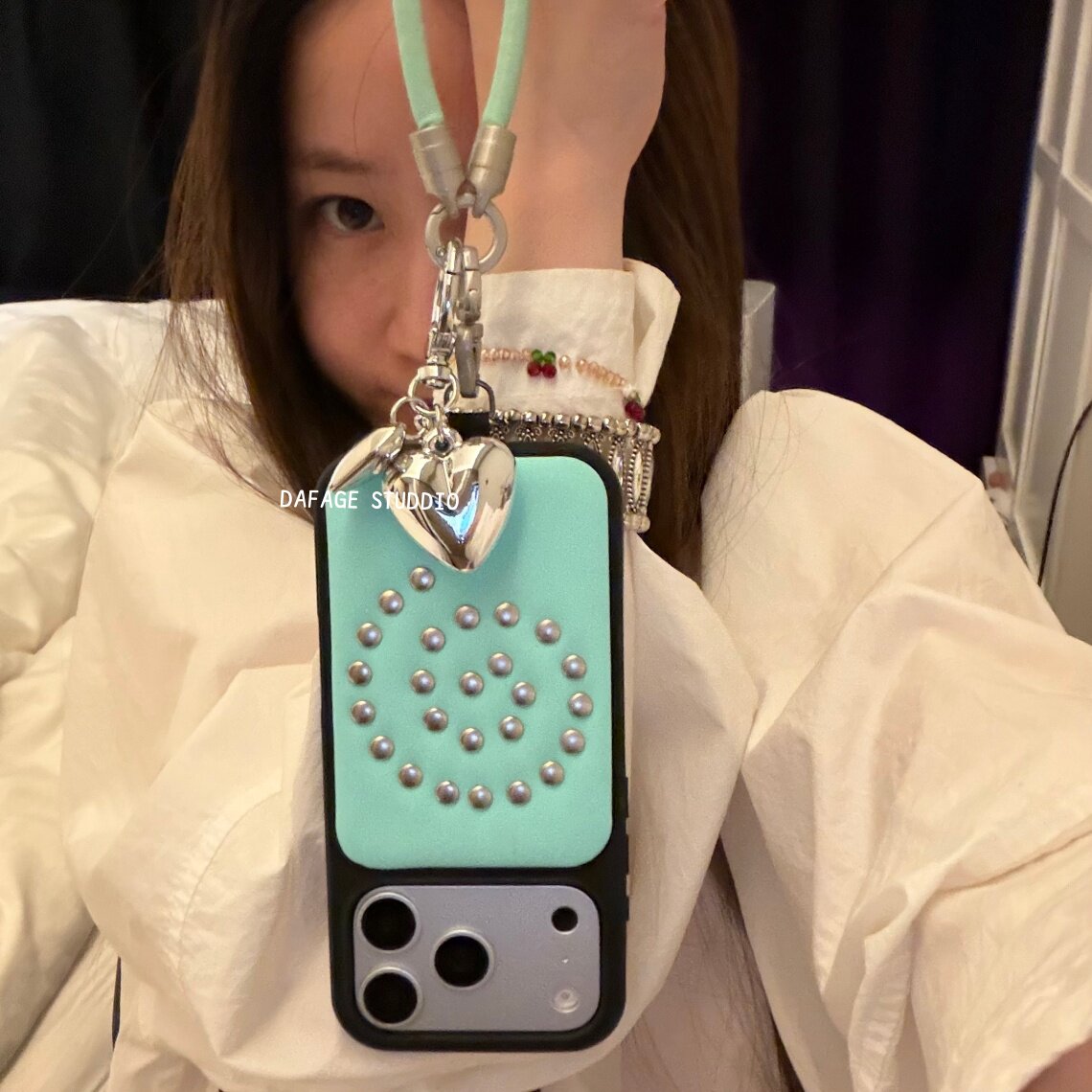 湖蓝柳丁金属爱心链条适用18romax手机壳16女16pro 17promax韩15女17Pro小众15Pro