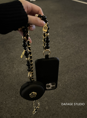 气质山茶花零钱包斜挎适用苹果14Promax手机壳16女13pro苹果15promax韩17pro