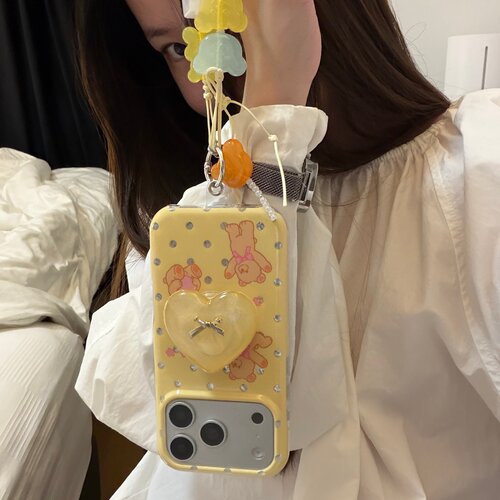 奶黄爱心支架链条适用18romax手机壳16女16pro 17promax韩15女17Pro小众15Pro