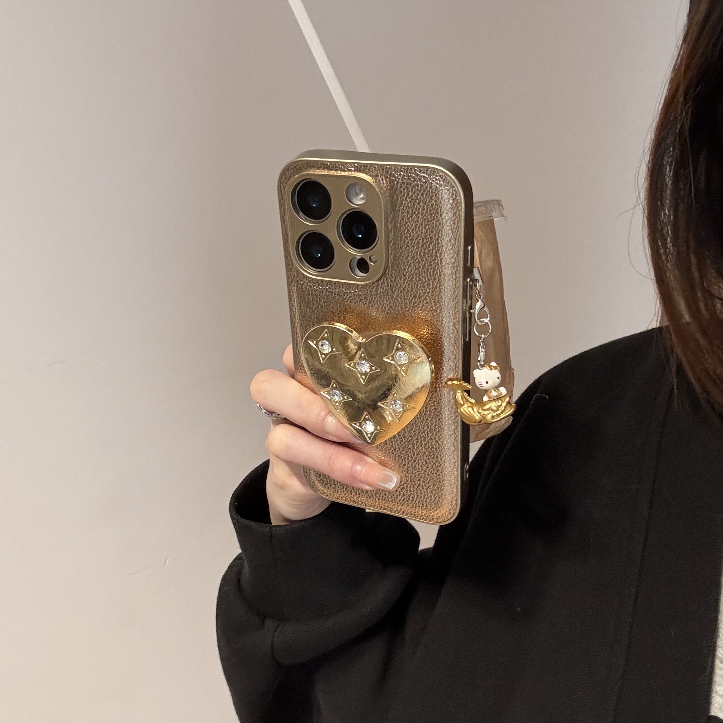 ins欧美鎏金气质星光支架新年金人鱼小挂件适用苹果14Promax手机壳16女16pro苹果17promax韩15苹果17