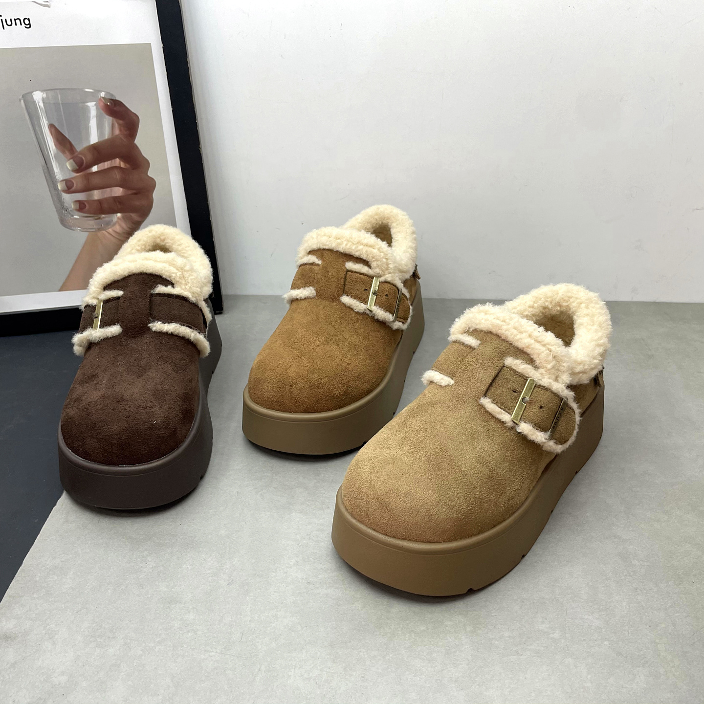 工厂断码处理2025冬季新款英伦风勃肯鞋一脚蹬松糕厚底加绒女棉鞋