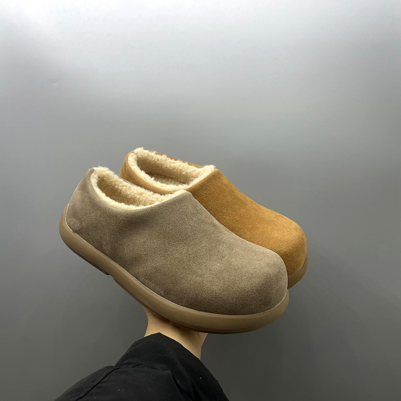 2024冬季新款磨砂牛皮加绒丑萌小土豆平底防滑毛毛鞋勃肯女棉鞋