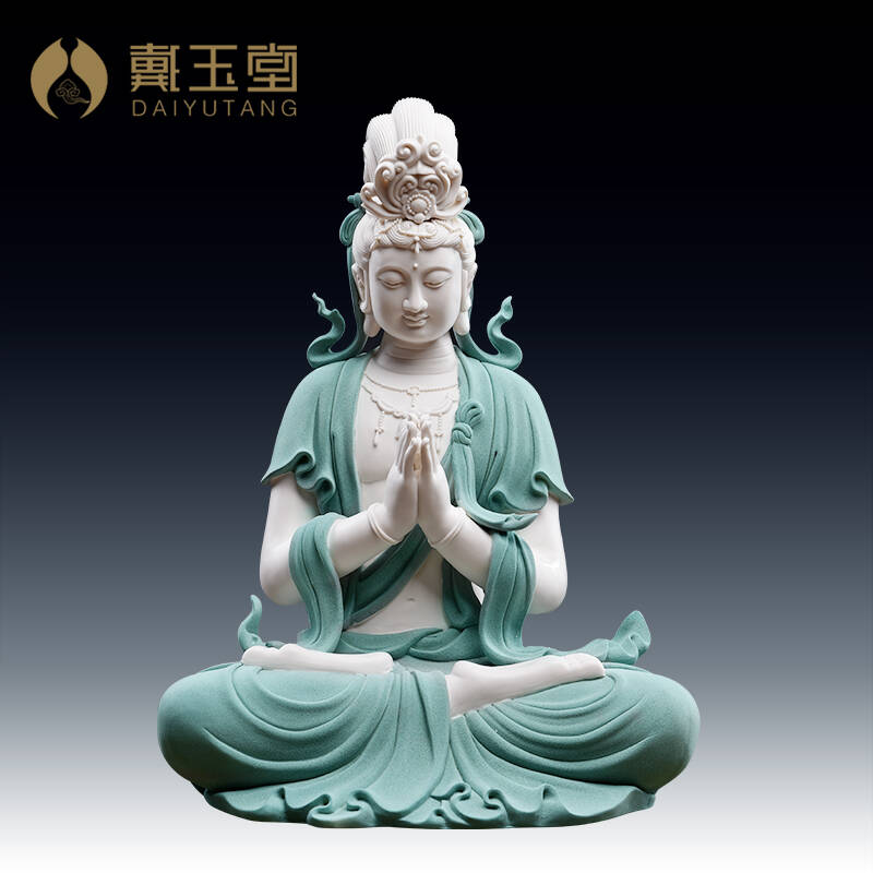 高档戴玉像陶瓷莲花水月自在观音菩萨佛像摆件观世音坐堂中式奢华
